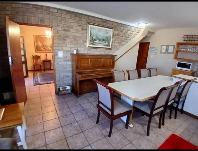 5 BEDROOM HOUSE FOR SALE IN STILBAAI-WES